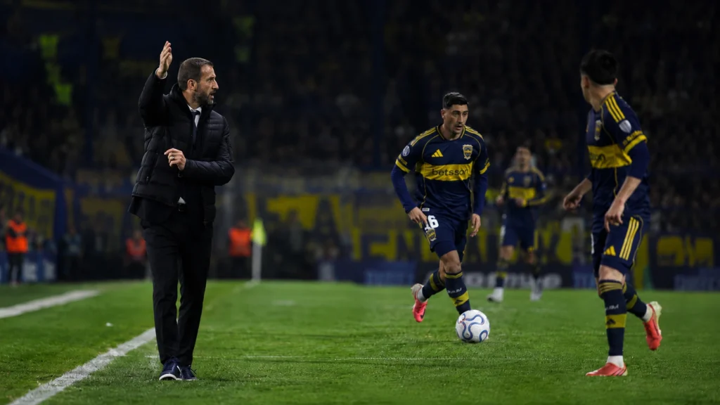 Rodolfo Arruabarrena ordena la formación de Boca para enfrentar a O'Higgins.