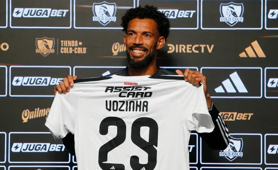 Presentación de Vozinha en Colo-Colo: más de 25 mil hinchas vivieron la Vozinhomanía