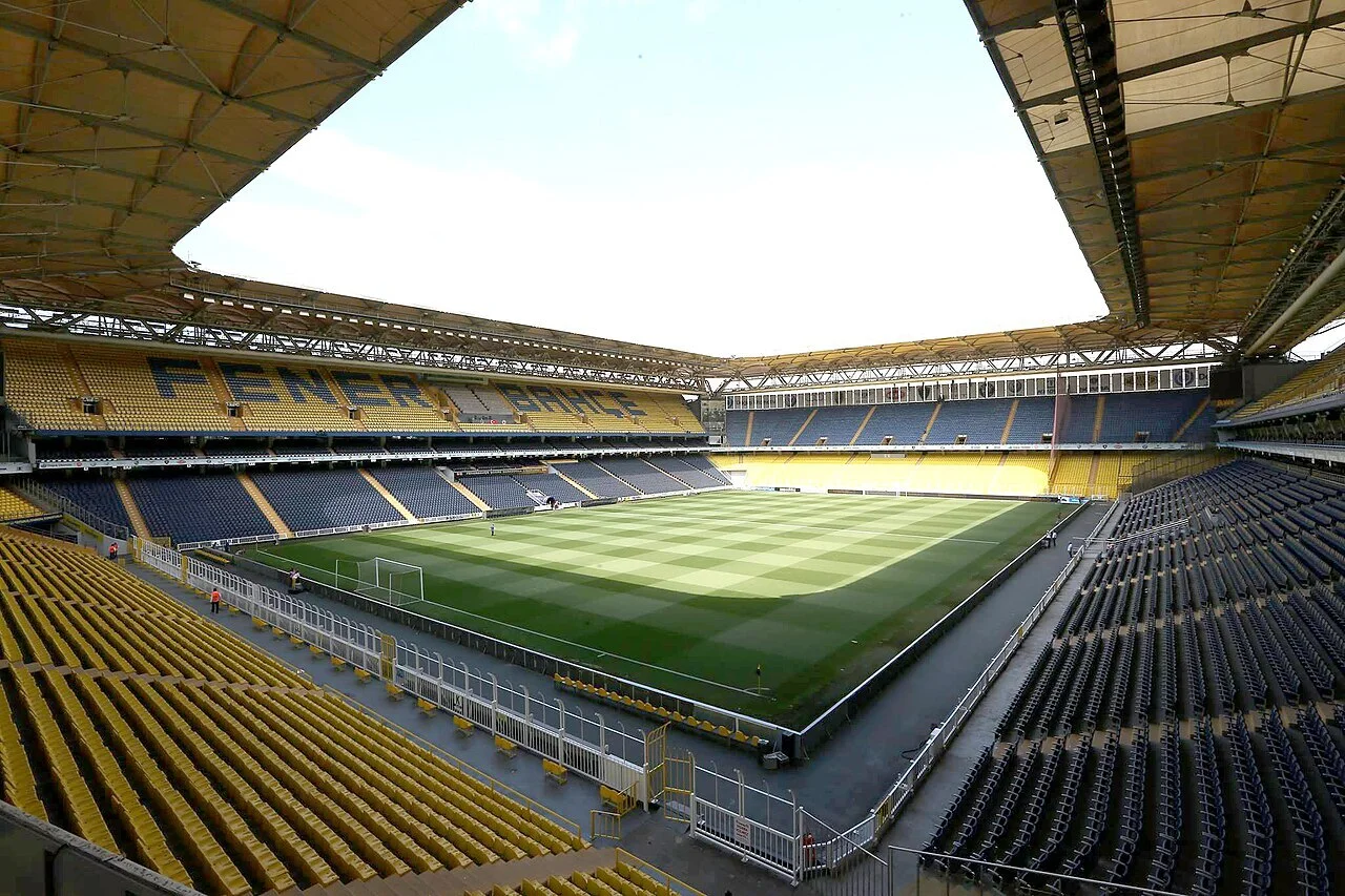 Predicción Fenerbahçe contra Roma por la Champions League 2026.
