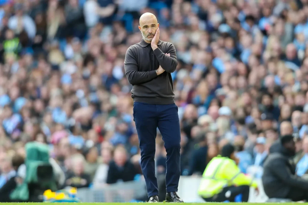 Enzo Maresca preocupado ante la situciaón de Manchester City