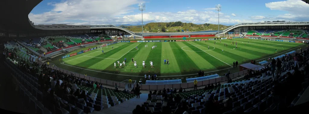 Puerto Montt contra Colo-Colo se jugará en el Estadio Bicentenario Chinquihue