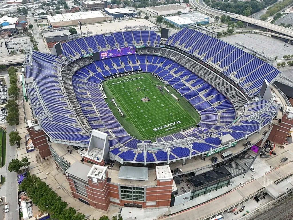 El partido se disputará en el M&T Bank Stadium en Baltimore, Estados Unidos.