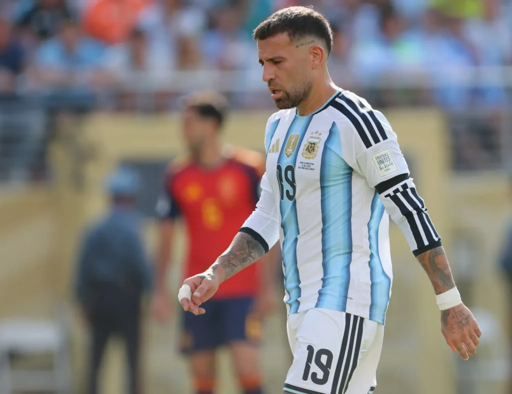 Nicolás Otamendi se despide de la selección de Argentina